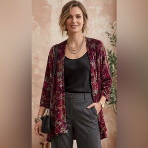 Kimono Size Medium  Red Gray Velvet Flocked Travel Elements  SKU 1
